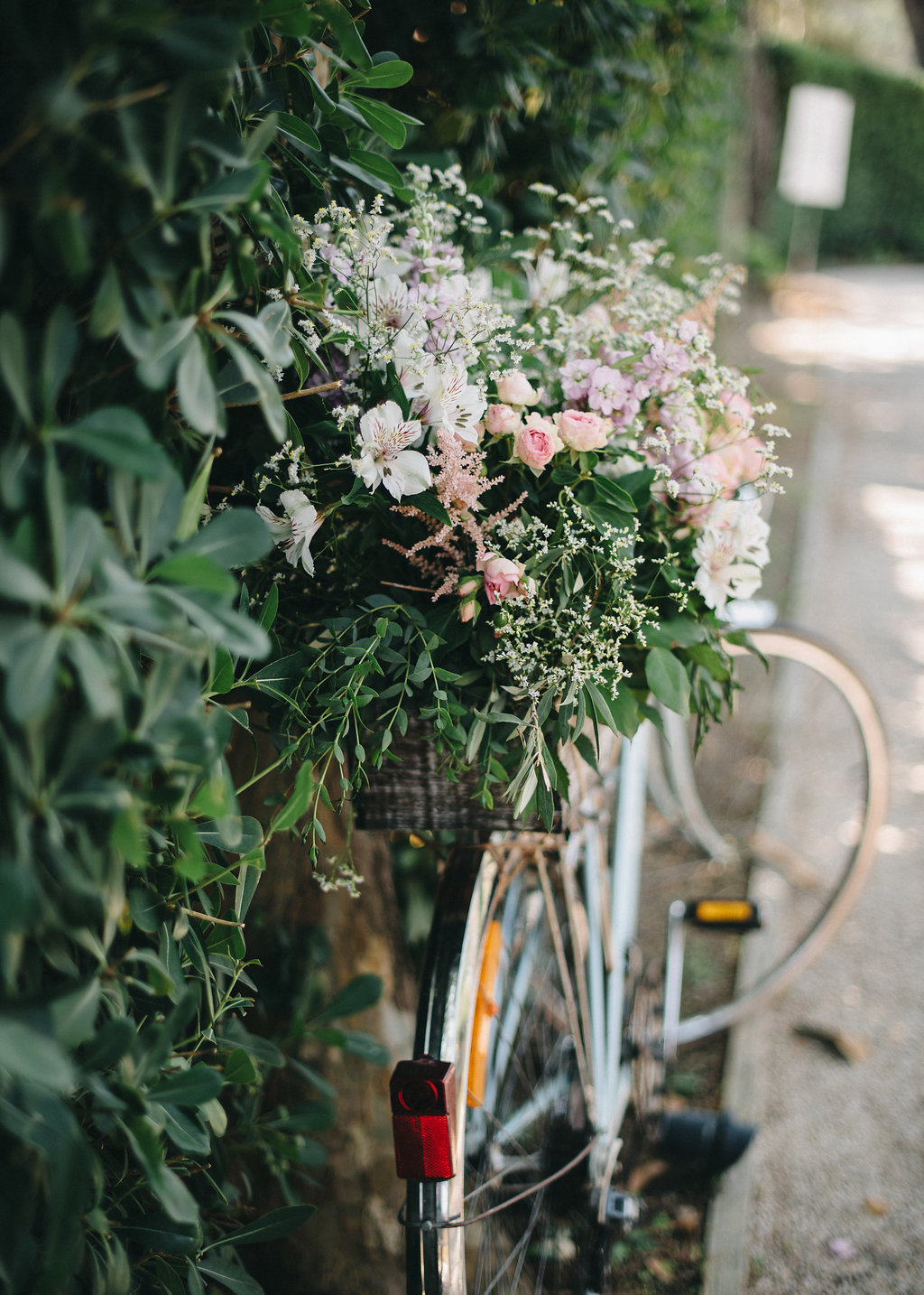 Mariage de Provence à la Tour Vaucros - Ambre + David - Blog Mariage Madame C