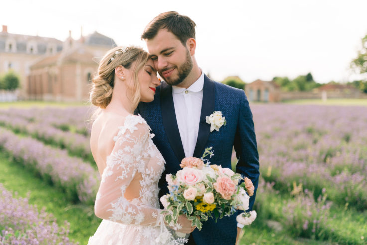 Mariage en Bourgogne au Château de Varennes © Alyna Photographe