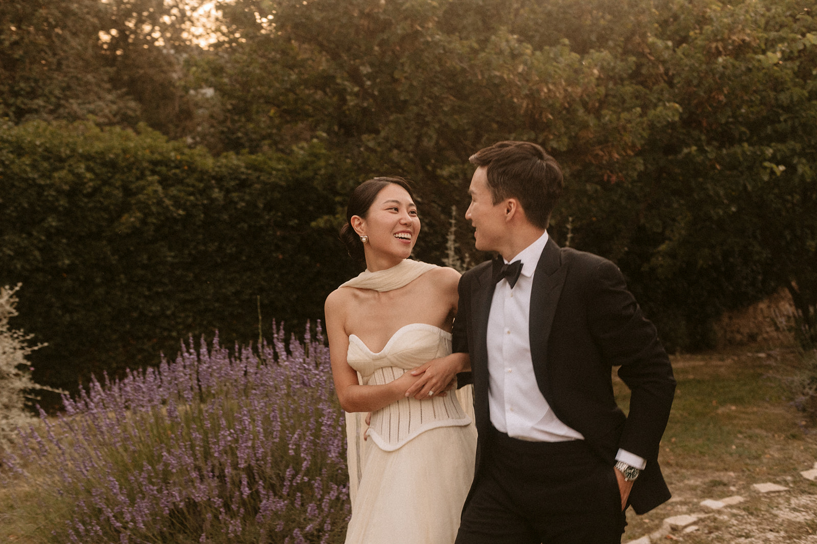 Mariage au Galinier de Lourmarin - Jennifer + Matt - Blog Mariage Madame C