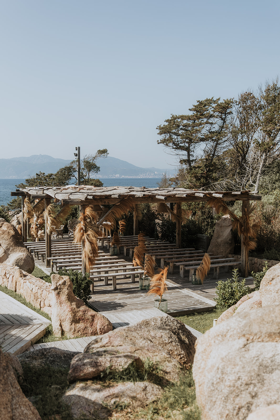 Mariage en Corse à Lagnonu - Juliette + Antoine - Blog Mariage Madame C