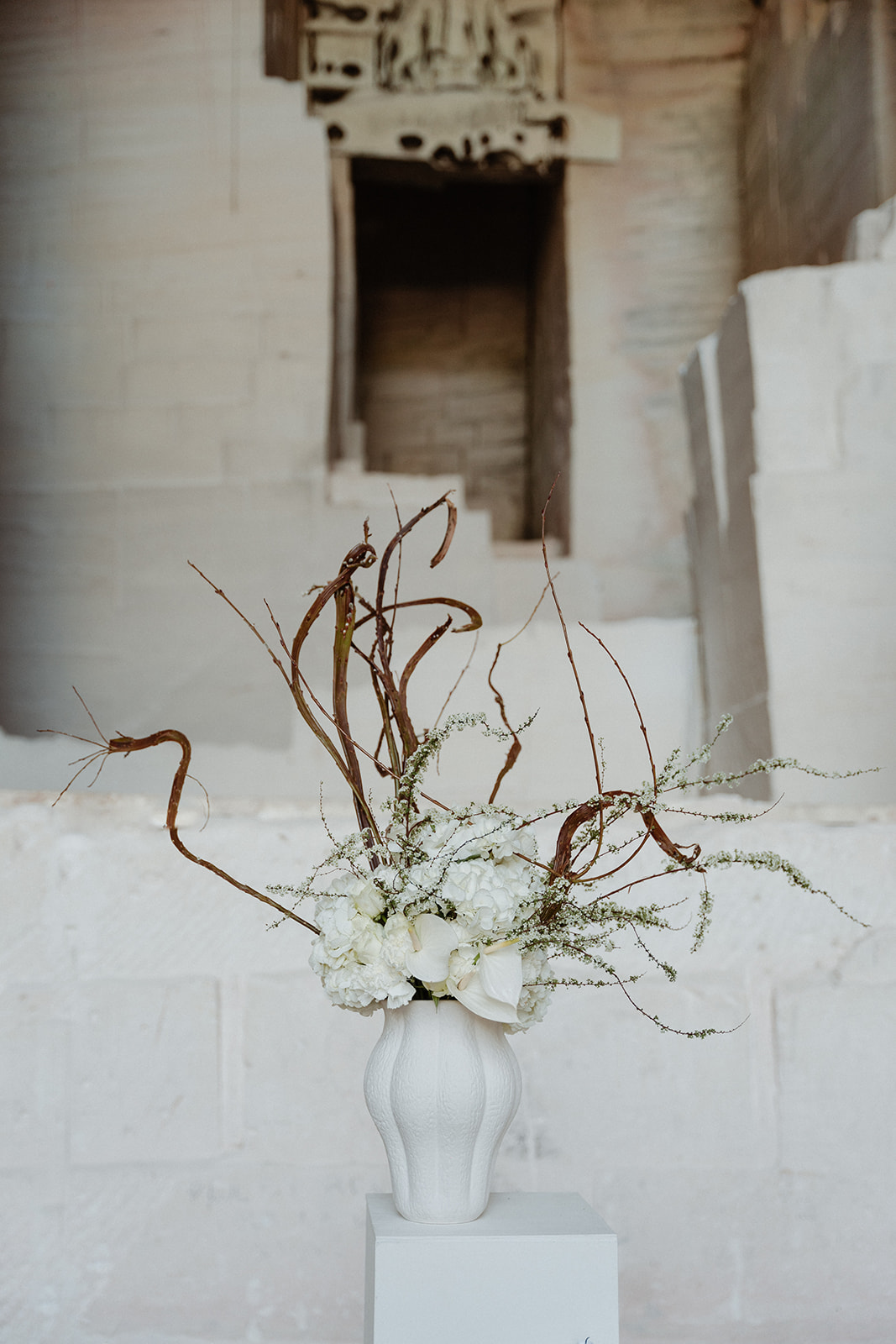 Symbiosis : Poésie couture aux Carrières des Lumières - Blog Mariage Madame C