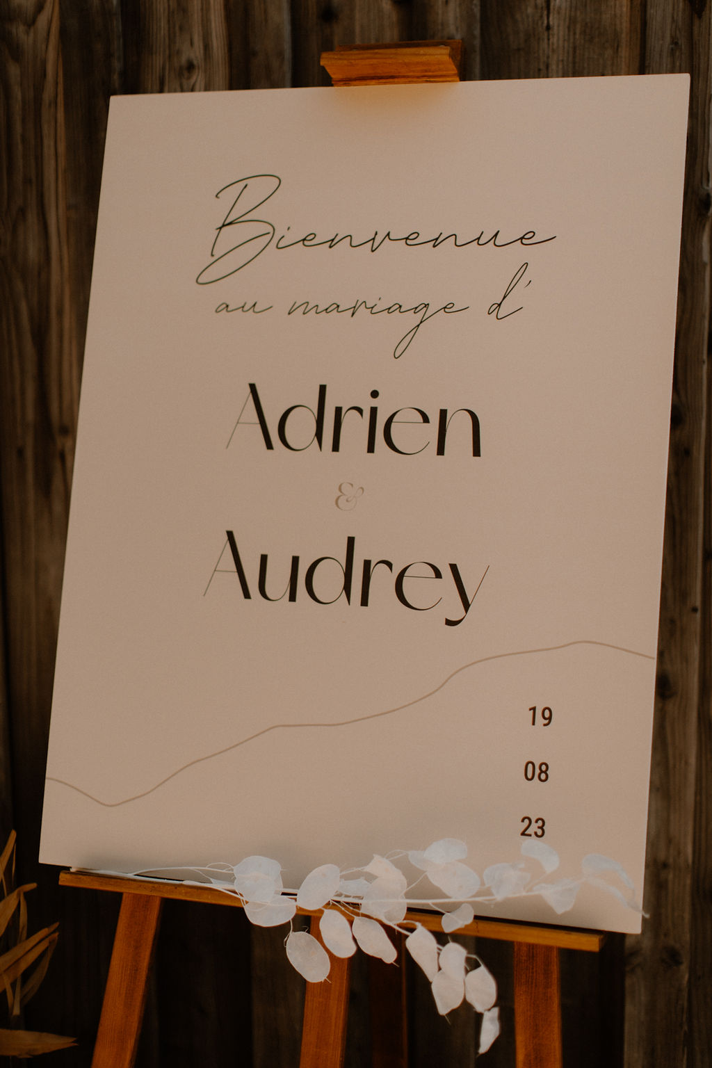 Mariage d'été en Haute-Savoie au Gite du Passant - Audrey + Adrien - Blog Mariage Madame C