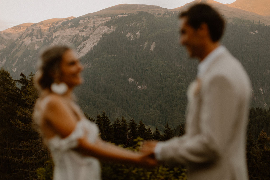 Mariage d'été en Haute-Savoie au Gite du Passant - Audrey + Adrien - Blog Mariage Madame C