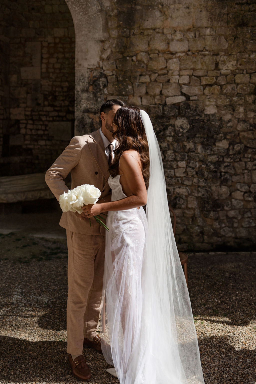 Mariage en Normandie à l'Abbaye Notre-Dame de Fontaine-Guérard - Charline + Florian - Blog Mariage Madame C