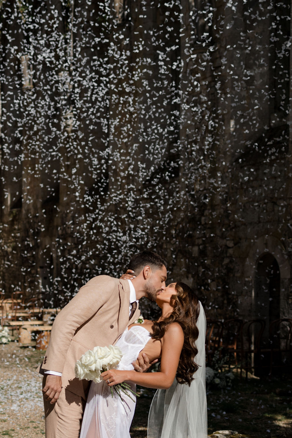 Mariage en Normandie à l'Abbaye Notre-Dame de Fontaine-Guérard - Charline + Florian - Blog Mariage Madame C