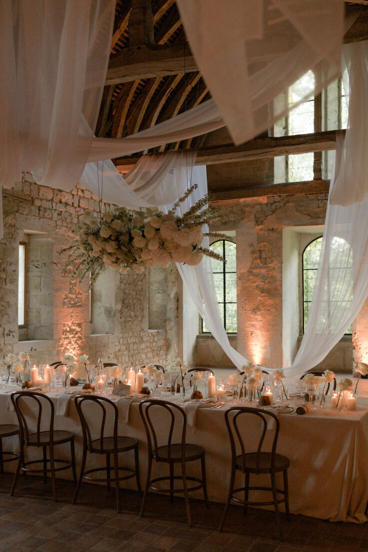 Mariage en Normandie à l'Abbaye Notre-Dame de Fontaine-Guérard © Typhaine J Photographie