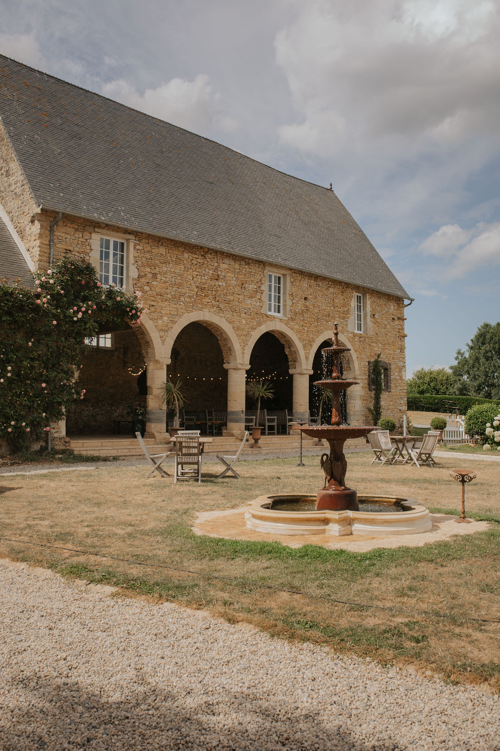 Mariage en Normandie au Manoir de Chivré - Audrey + Philippe - Blog Mariage Madame C