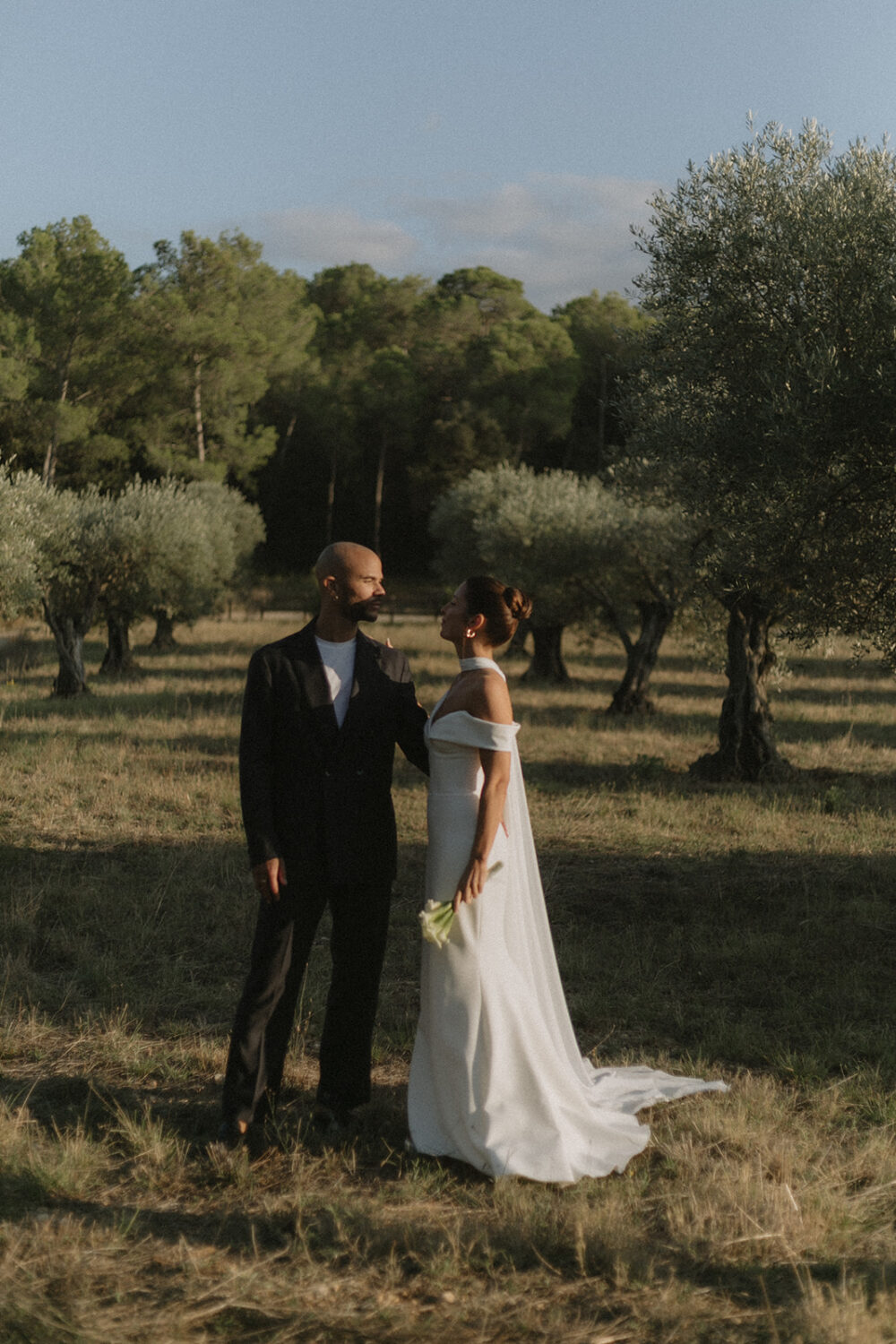 Mariage couture en Catalogne - Elyse + Manuel - Blog Mariage Madame C